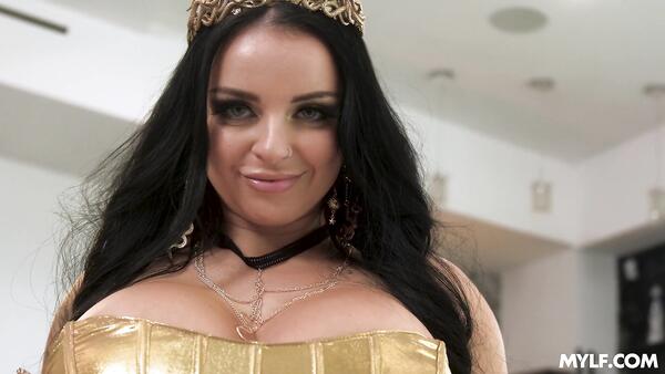 Experienced Fucker Danny And Natural Booty Curvy Pornstar Have Dirty Sex