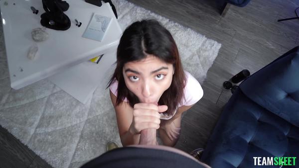 Mexican Illegal Immigrant Hazel Gets Her Teen Throat Plowed
