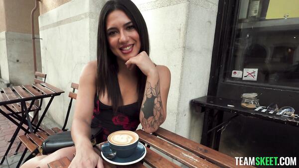 Sex With A Charming Stranger Girl Whom I Met On The Street